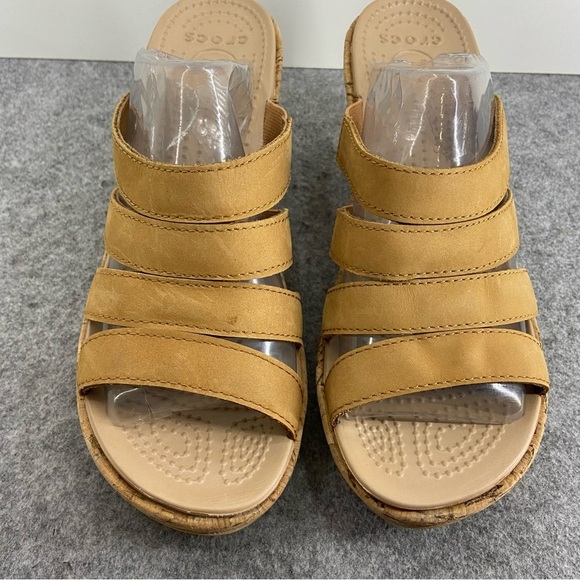 CROCS Tan Leather Like New Strappy Cork Wedges Women’s Size 9 - Picture 5 of 13
